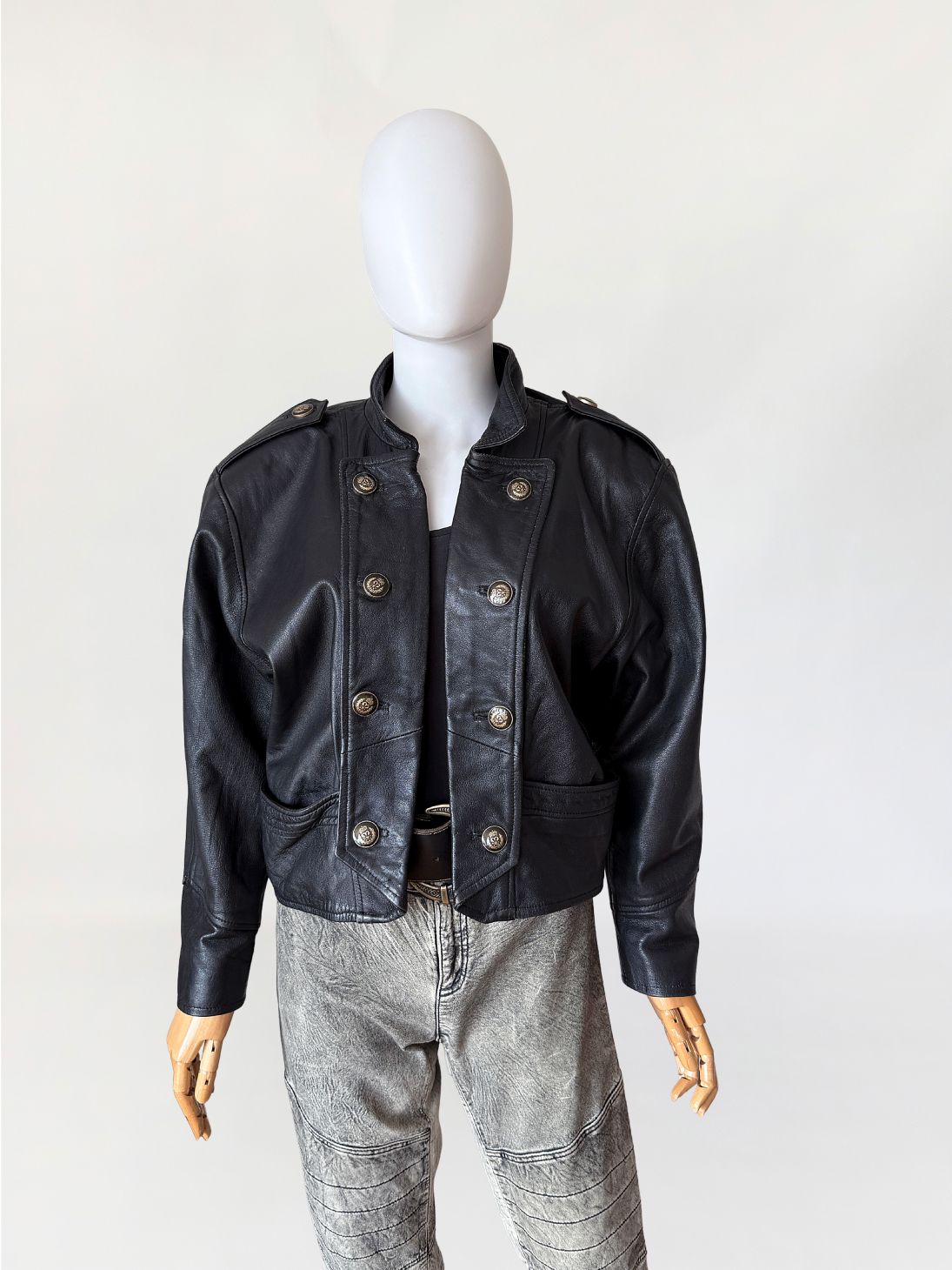 Skórzana kurtka vintage 1980s power shoulders 