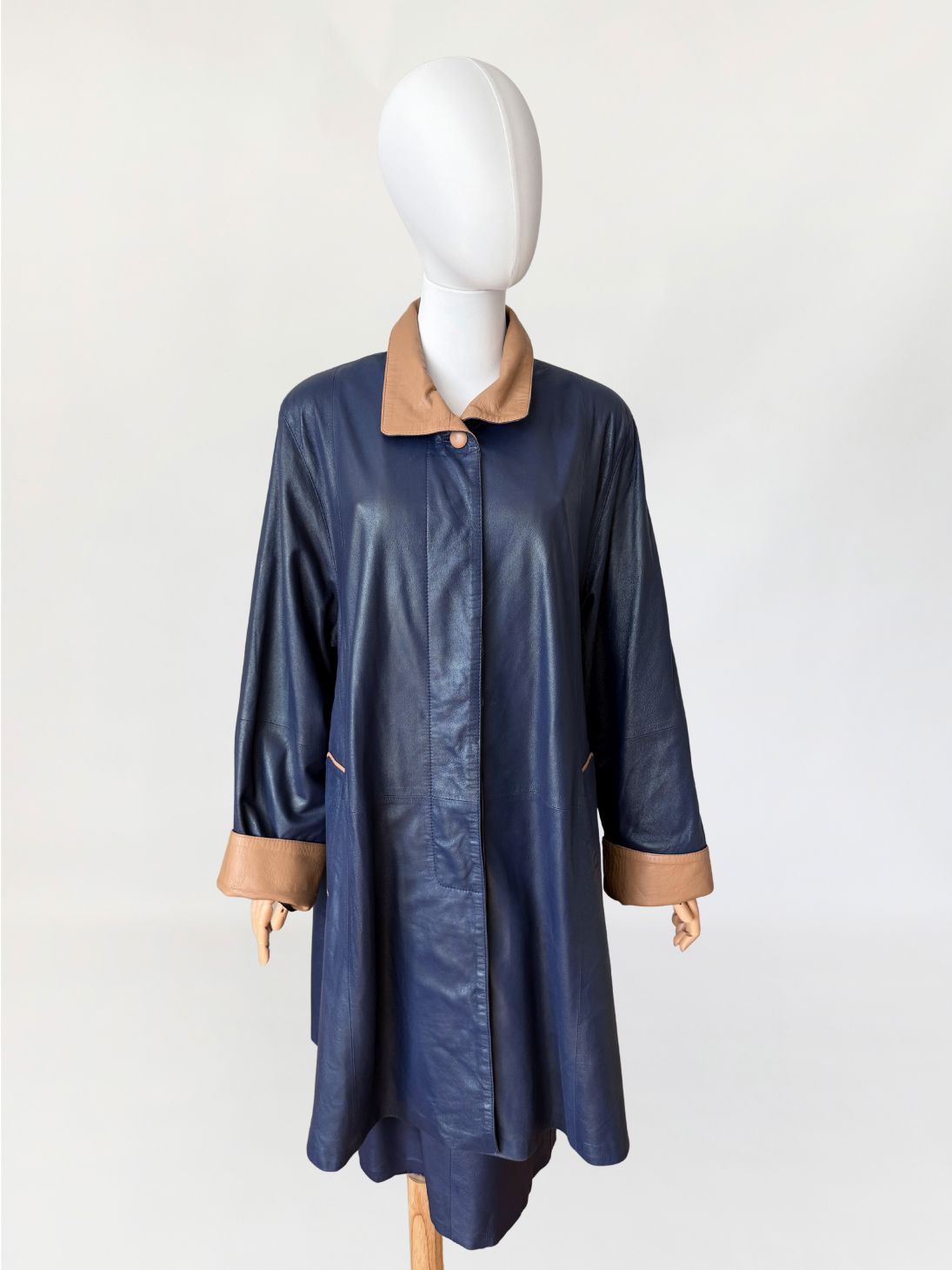 Skórzany płaszcz vintage a-line