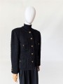 Marynarka vintage z wełny boucle z dekoracyjnymi guzikami